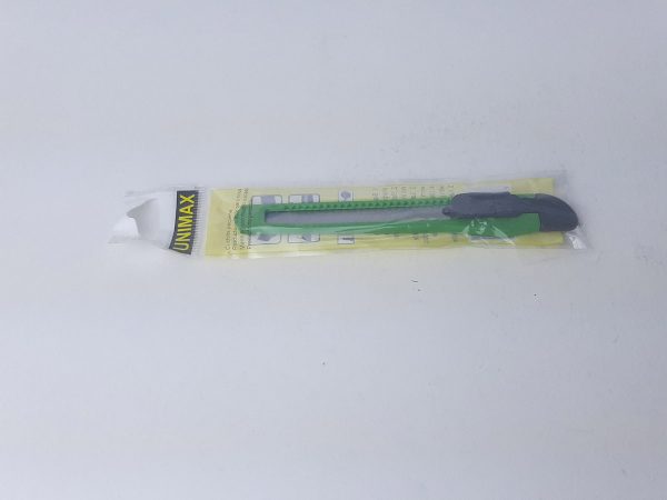 ESTILETE PLASTICO PEQUEÑO
